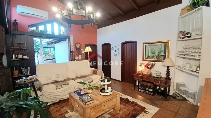 Hotel em Rua Doutor José Bahia Bittencourt - Canasvieiras - Florianópolis/SC