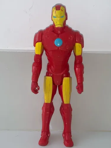 Boneco homem de ferro 