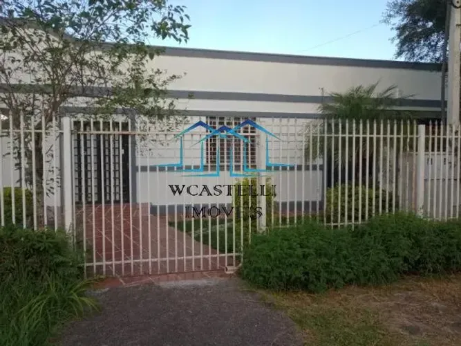 Casa Comercial para Locação, Curitiba / PR, bairro Hauer, 3 dormitórios, 2 banheiros, área