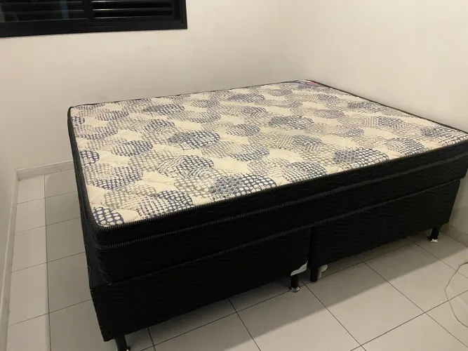 Cama box