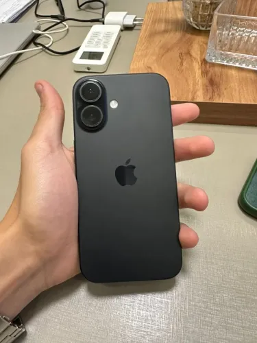 Iphone 16 usado