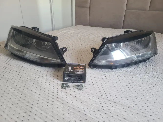 Par de farol Jetta 2011 a 2014 halogeno com todas as lâmpadas e do farol de led
