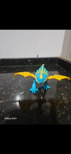 Stormfly como treinar o seu Dragão - mc donald's