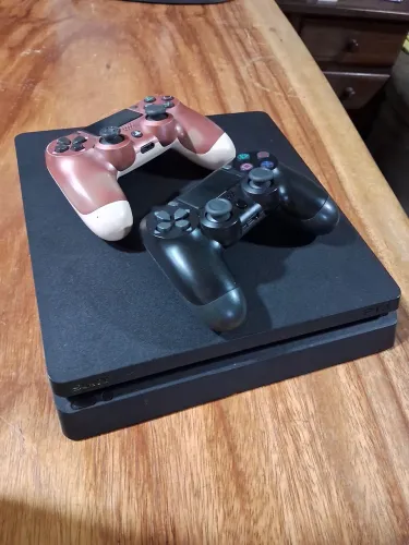 Ps4 slim