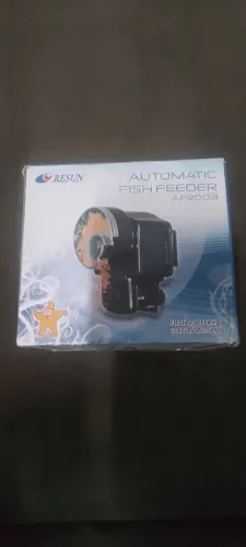 Alimentador automático para aquarios
