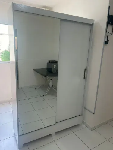 Guarda roupa moderno