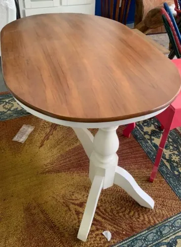 Mesa branco tampo madeira