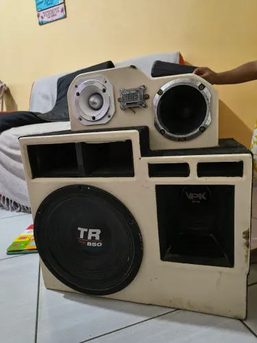 Caixa trio TR 850