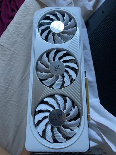Placa De Vídeo RTX 4060 Aero Oc Gigabyte Nvidia Geforce, 8GB, GDDR6, Dlss, Ray Tracing, 2x