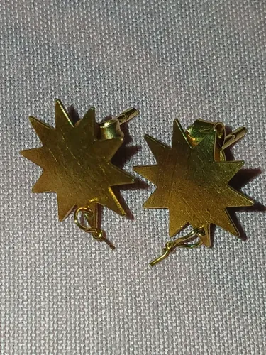 PAR DE BRINCOS SOL 18K OURO