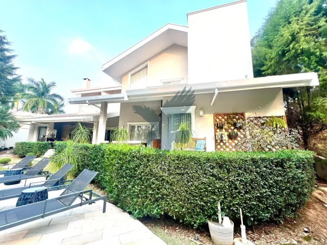 Casa para locação quatro quartos mobiliada