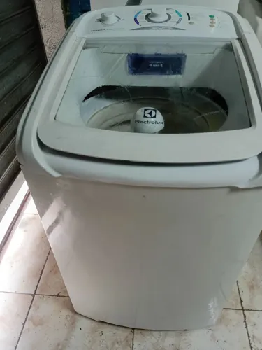 Máquina Electrolux 10 kg