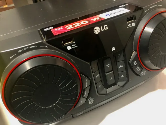 Desapegando LG XBOOM completo bluetooth MP3 FM DVD/CD USB caixa de som