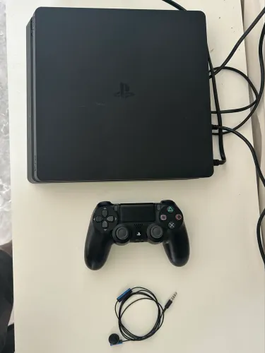 PS4 - Play Station 4 500GB