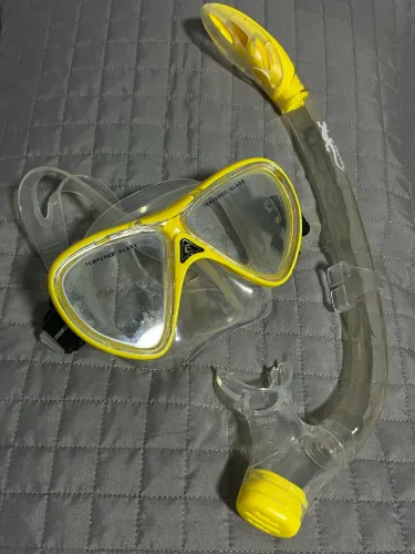 Kit máscara + snorkel Cressi linha Matrix