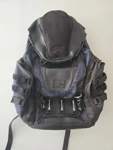 Mochila Oakley Kitchen Sink original, comprada em Miami ?