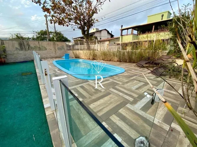 Casa 4 quartos no bairro Armação, Florianópolis