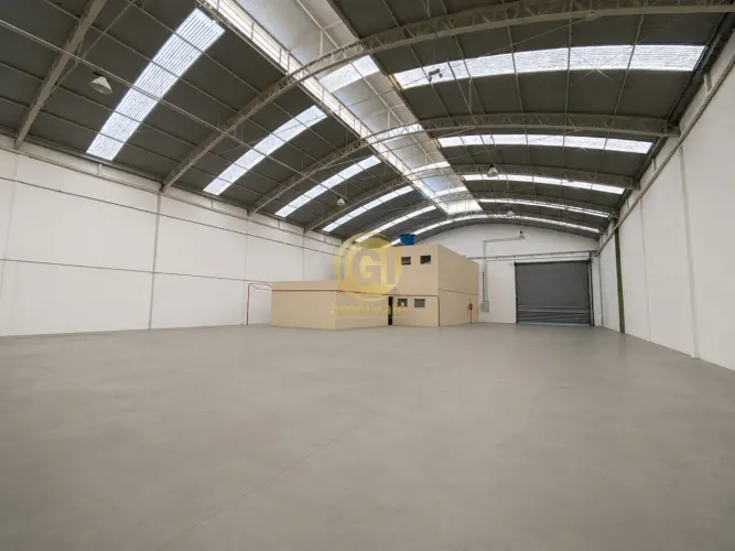 Galpão Industrial para Locação em Jacareí-SP: Estrutura Completa de 1.520 m² no Jardim San