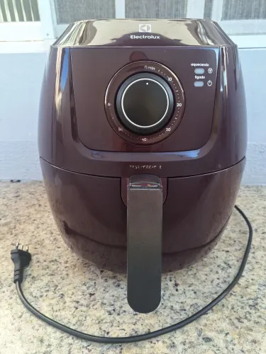 Fritadeira elétrica Electrolux- EAF51