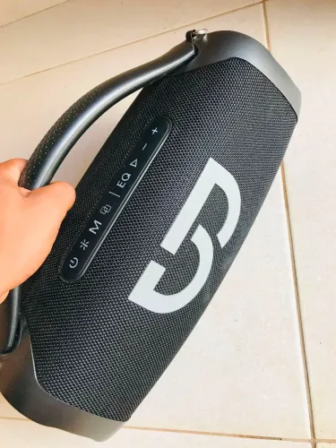 Caixa estilo Boombox