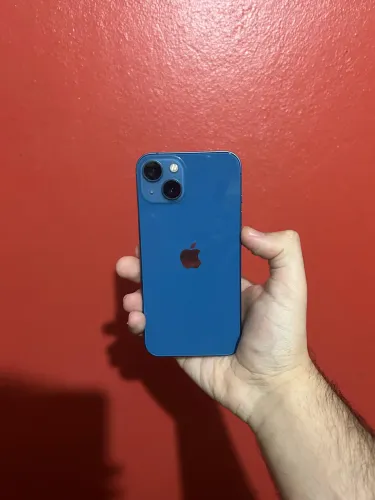 IPhone 13 azul