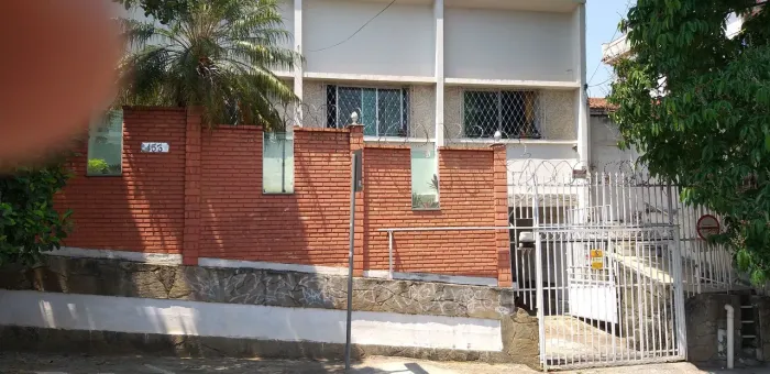Vendo casa barroca 5 qts 4 garagem