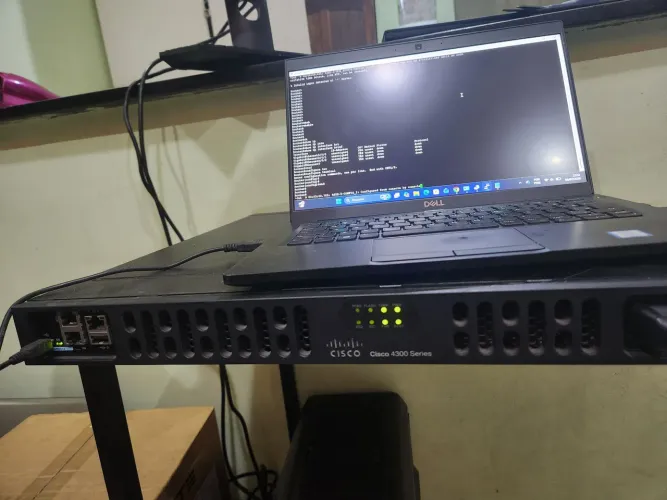 Roteador Cisco 4300 Series