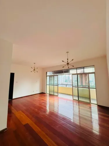 ALUGO APTO ED ALVES MELO COM 3 SUÍTES E 1 VAGA DE GARAGEM