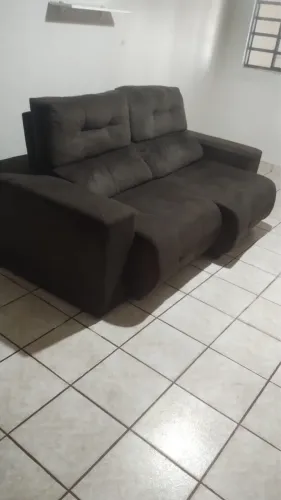Sofá retrátil reclinável