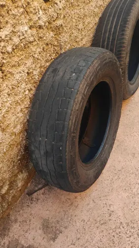 Vende-se Pneus aro 14