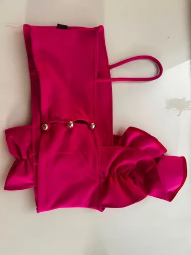 Crooped rosa