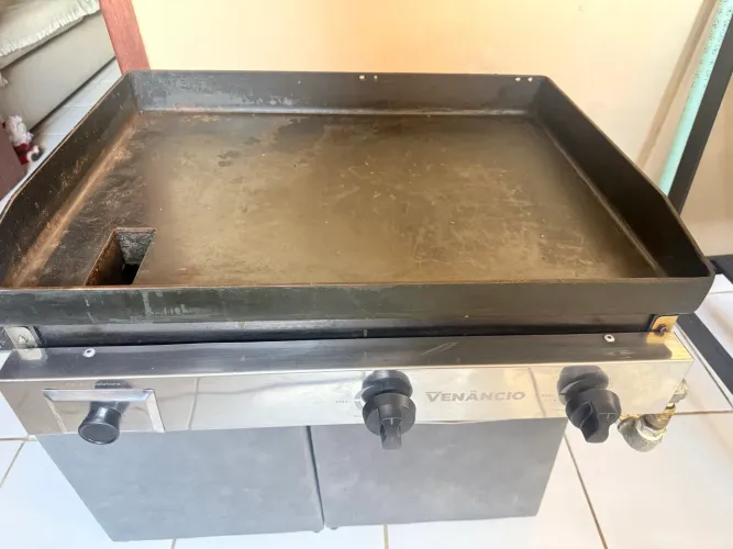Chapa Bifeteira Venâncio Deguste Luxo A Gás Bancada Em Aço 66cm C65 49801
