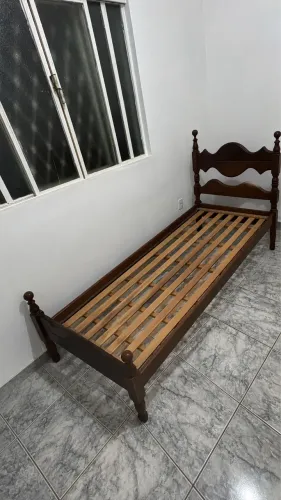 Cama madeira sucupira