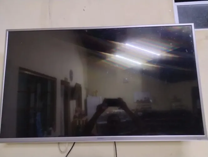 Vendo TV 43 polegadas Semp
