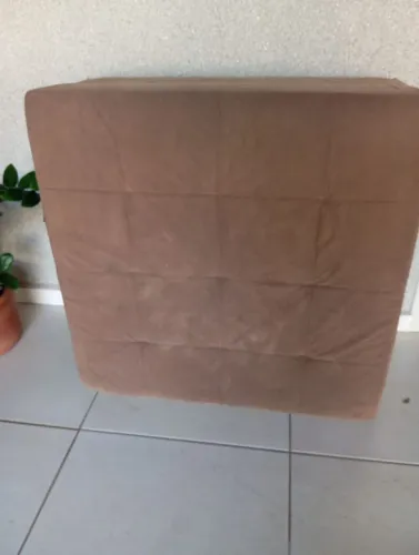 Vende se puf.super reforçada madeira