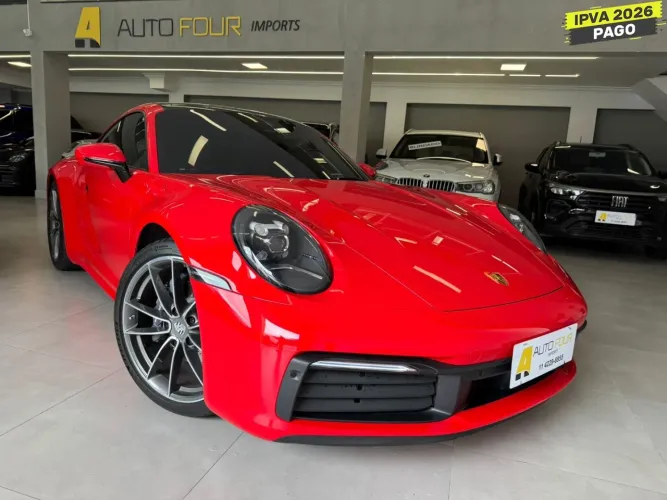 Porsche 911 Carrera 3.0 24V H6 PDK 2024