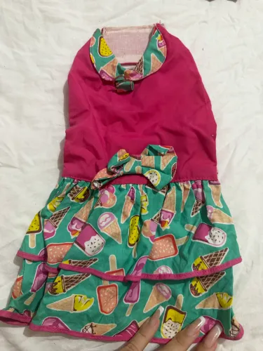 Roupas p/ pet todas são tamanho P, só estão amassadas pq tavam guardadas.