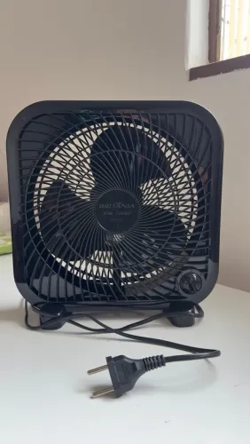 Ventilador portátil Britania 30w compacto
