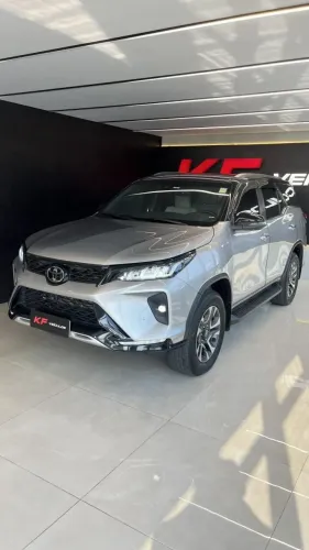 Toyota Hilux SW4 Diamond 2.8 TB 4X4 Die. Aut. 2022