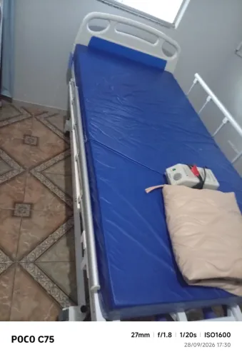 Cama hospitalar 