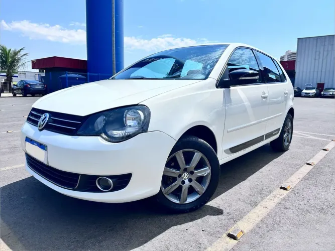 Volkswagen Polo Sportline 1.6 MI Total Flex 8V 5P 2012