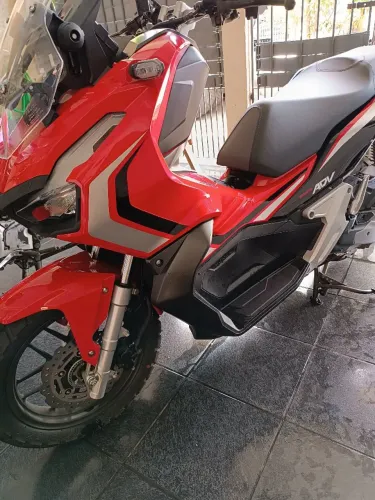 Honda ADV 150 