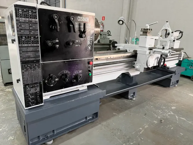 Torno mecânico marca Timemaster