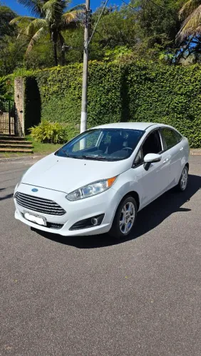 Ford Fiesta Sedan 1.6 16V Flex Mec. 2015
