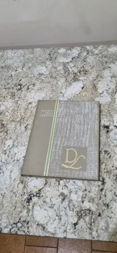 Anuário Delta Larousse