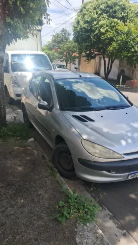 Peugeot 206 Presence 1.4/ 1.4 Flex 8V 5P 2005