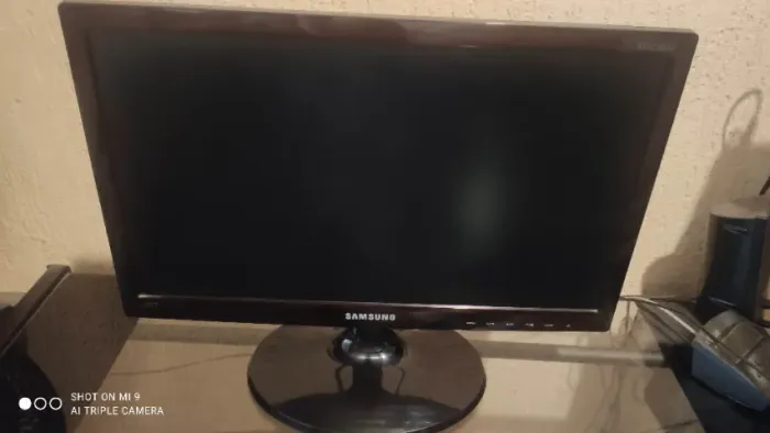 Monitor Samsung 20 polegadas