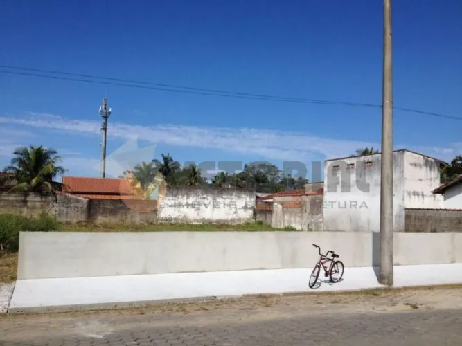 Terreno à venda, 857 m² por R$ 900.000 - Massaguaçu - Caraguatatuba/SP