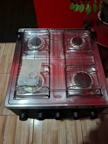 Fogão 4 bocas com forno
