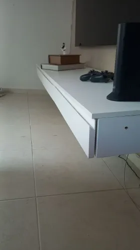 RACK BRANCO LINDO PARA SALA GRANDE 